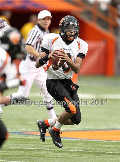 Thumbnail 1 in Tuckahoe vs. Caledonia-Mumford (NYSPHSAA Class D Final) photogallery.