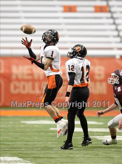 Thumbnail 3 in Tuckahoe vs. Caledonia-Mumford (NYSPHSAA Class D Final) photogallery.
