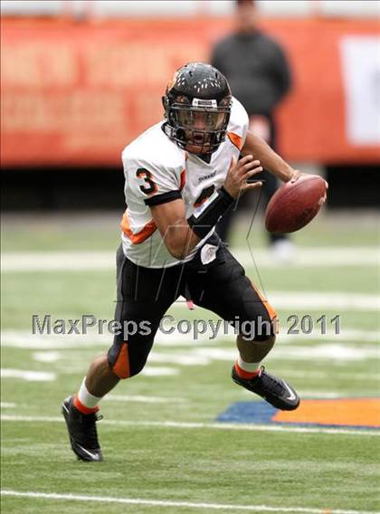 Thumbnail 3 in Tuckahoe vs. Caledonia-Mumford (NYSPHSAA Class D Final) photogallery.