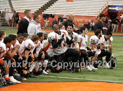 Thumbnail 3 in Tuckahoe vs. Caledonia-Mumford (NYSPHSAA Class D Final) photogallery.