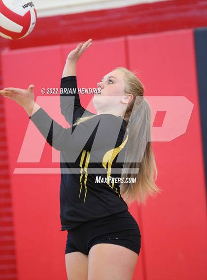 Thumbnail 2 in Lincolnton @ Newton-Conover photogallery.