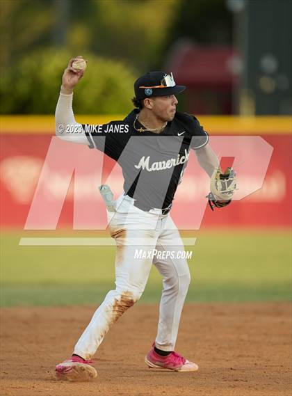 Thumbnail 2 in 44th Annual FACA South All-Stars vs East All-Stars photogallery.