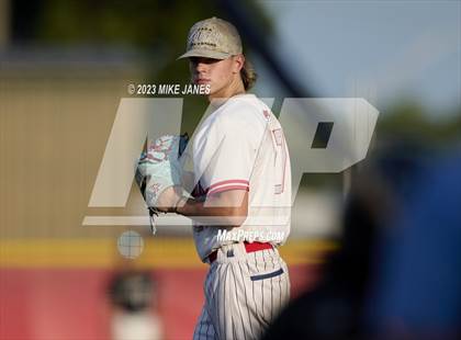 Thumbnail 2 in 44th Annual FACA South All-Stars vs East All-Stars photogallery.