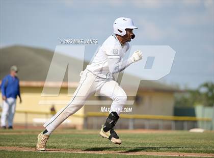Thumbnail 2 in 44th Annual FACA South All-Stars vs East All-Stars photogallery.