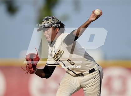 Thumbnail 2 in 44th Annual FACA South All-Stars vs East All-Stars photogallery.