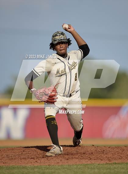 Thumbnail 2 in 44th Annual FACA South All-Stars vs East All-Stars photogallery.