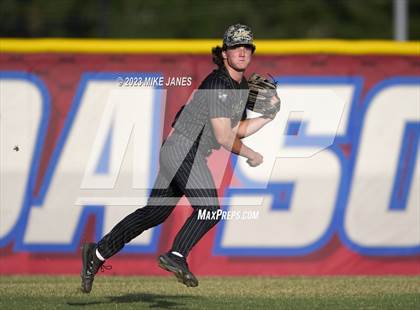 Thumbnail 1 in 44th Annual FACA South All-Stars vs East All-Stars photogallery.