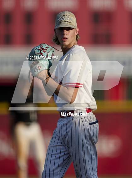 Thumbnail 2 in 44th Annual FACA South All-Stars vs East All-Stars photogallery.
