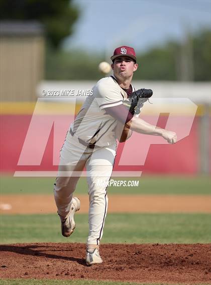 Thumbnail 3 in 44th Annual FACA South All-Stars vs East All-Stars photogallery.