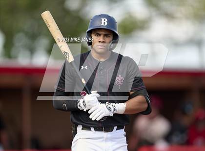 Thumbnail 2 in 44th Annual FACA South All-Stars vs East All-Stars photogallery.
