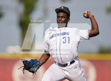 Thumbnail 2 in 44th Annual FACA South All-Stars vs East All-Stars photogallery.