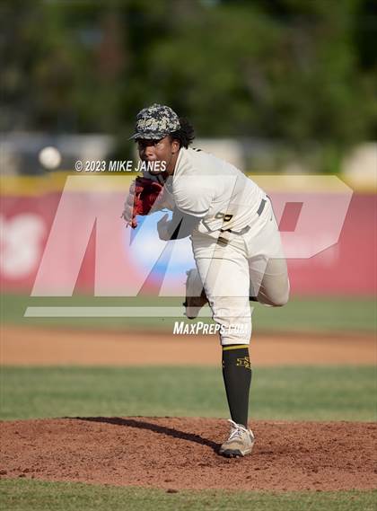 Thumbnail 2 in 44th Annual FACA South All-Stars vs East All-Stars photogallery.
