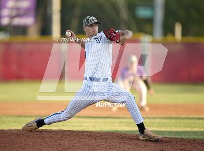Thumbnail 2 in 44th Annual FACA South All-Stars vs East All-Stars photogallery.