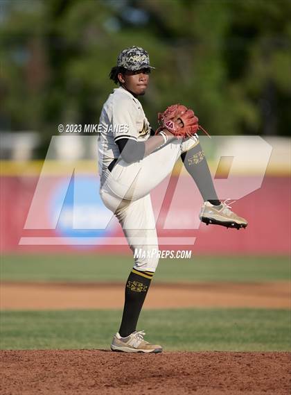 Thumbnail 3 in 44th Annual FACA South All-Stars vs East All-Stars photogallery.