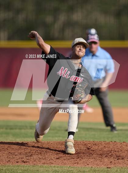 Thumbnail 1 in 44th Annual FACA South All-Stars vs East All-Stars photogallery.
