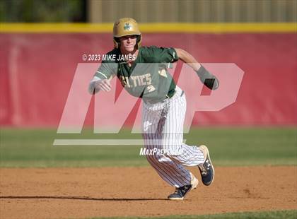 Thumbnail 1 in 44th Annual FACA South All-Stars vs East All-Stars photogallery.