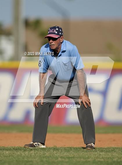 Thumbnail 3 in 44th Annual FACA South All-Stars vs East All-Stars photogallery.