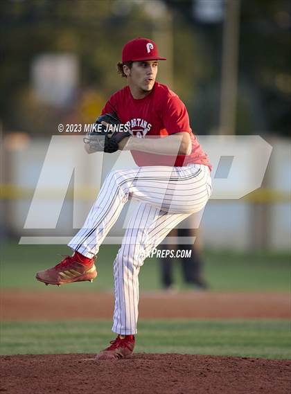 Thumbnail 3 in 44th Annual FACA South All-Stars vs East All-Stars photogallery.