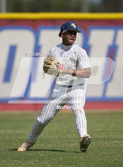 Thumbnail 3 in 44th Annual FACA South All-Stars vs East All-Stars photogallery.