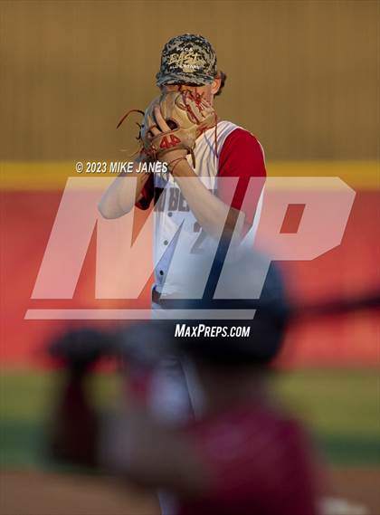 Thumbnail 2 in 44th Annual FACA South All-Stars vs East All-Stars photogallery.