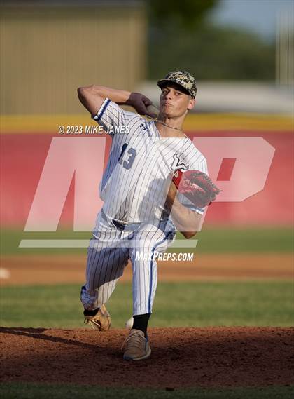 Thumbnail 3 in 44th Annual FACA South All-Stars vs East All-Stars photogallery.