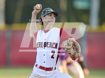 Thumbnail 3 in 44th Annual FACA South All-Stars vs East All-Stars photogallery.