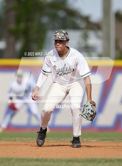Thumbnail 3 in 44th Annual FACA South All-Stars vs East All-Stars photogallery.