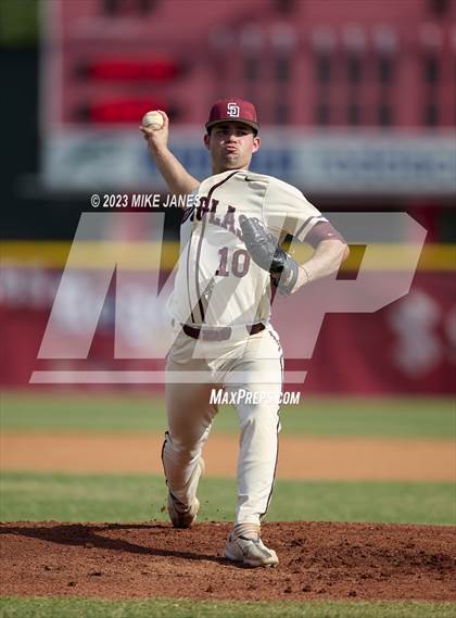 Thumbnail 2 in 44th Annual FACA South All-Stars vs East All-Stars photogallery.