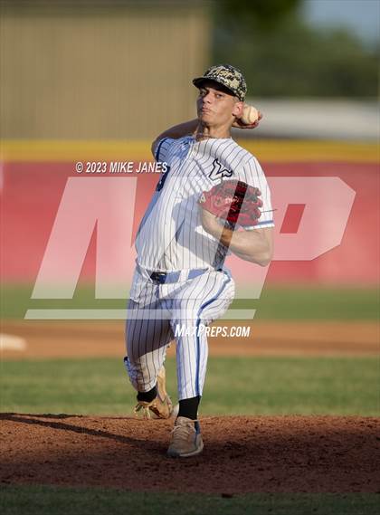 Thumbnail 1 in 44th Annual FACA South All-Stars vs East All-Stars photogallery.