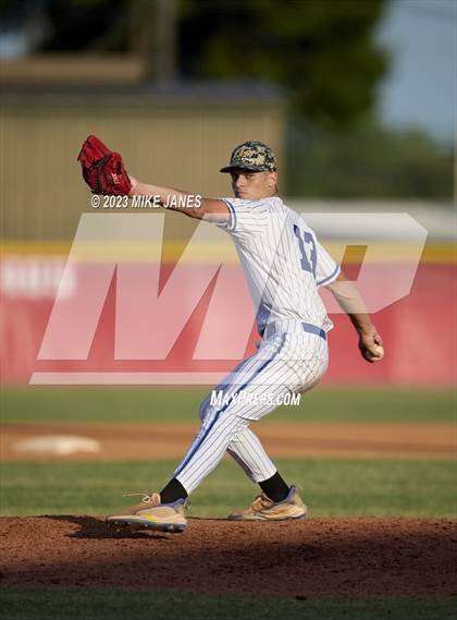 Thumbnail 3 in 44th Annual FACA South All-Stars vs East All-Stars photogallery.