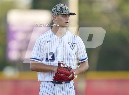 Thumbnail 2 in 44th Annual FACA South All-Stars vs East All-Stars photogallery.