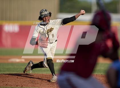 Thumbnail 2 in 44th Annual FACA South All-Stars vs East All-Stars photogallery.