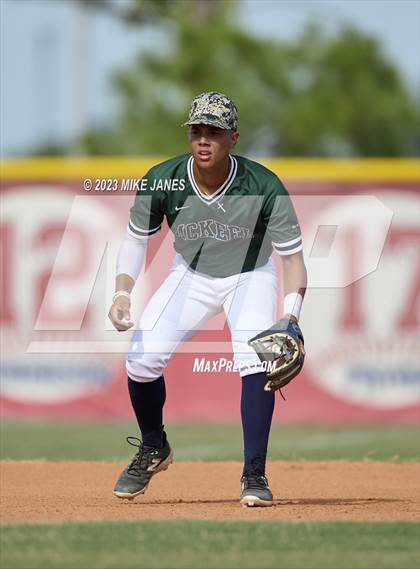 Thumbnail 1 in 44th Annual FACA South All-Stars vs East All-Stars photogallery.