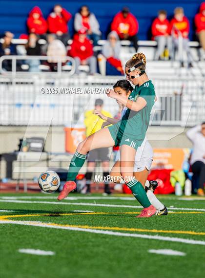 Thumbnail 2 in Patrick Henry vs. Mt. Carmel (CIF SDS DI Finals) photogallery.