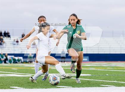Thumbnail 3 in Patrick Henry vs. Mt. Carmel (CIF SDS DI Finals) photogallery.