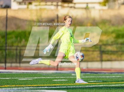 Thumbnail 3 in Patrick Henry vs. Mt. Carmel (CIF SDS DI Finals) photogallery.