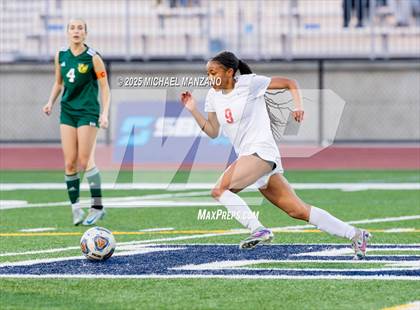 Thumbnail 2 in Patrick Henry vs. Mt. Carmel (CIF SDS DI Finals) photogallery.