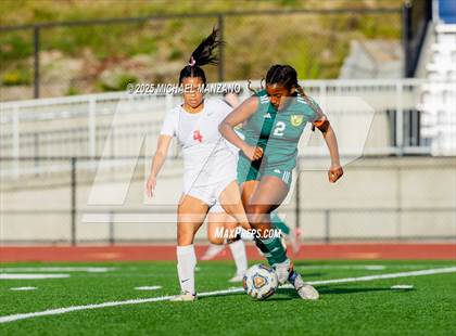 Thumbnail 3 in Patrick Henry vs. Mt. Carmel (CIF SDS DI Finals) photogallery.