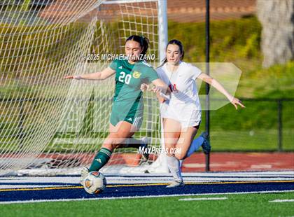Thumbnail 2 in Patrick Henry vs. Mt. Carmel (CIF SDS DI Finals) photogallery.