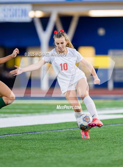 Thumbnail 1 in Patrick Henry vs. Mt. Carmel (CIF SDS DI Final) photogallery.