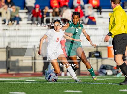 Thumbnail 2 in Patrick Henry vs. Mt. Carmel (CIF SDS DI Finals) photogallery.