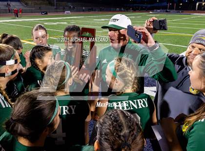 Thumbnail 2 in Patrick Henry vs. Mt. Carmel (CIF SDS DI Finals) photogallery.