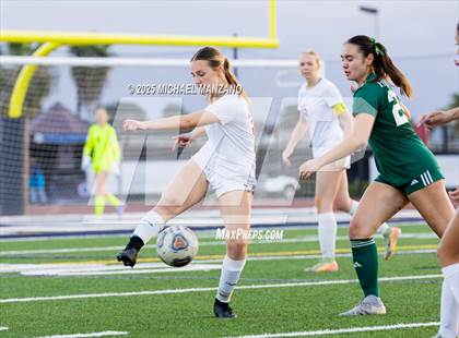 Thumbnail 3 in Patrick Henry vs. Mt. Carmel (CIF SDS DI Finals) photogallery.
