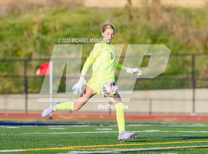 Thumbnail 2 in Patrick Henry vs. Mt. Carmel (CIF SDS DI Finals) photogallery.