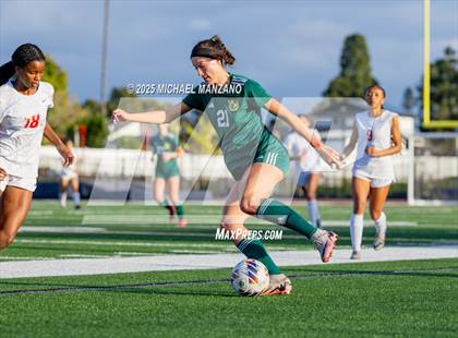 Thumbnail 2 in Patrick Henry vs. Mt. Carmel (CIF SDS DI Finals) photogallery.