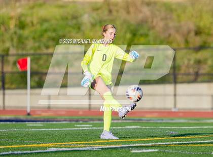 Thumbnail 3 in Patrick Henry vs. Mt. Carmel (CIF SDS DI Finals) photogallery.