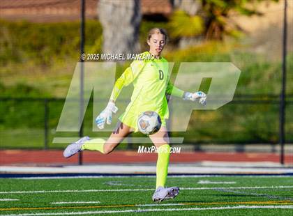 Thumbnail 3 in Patrick Henry vs. Mt. Carmel (CIF SDS DI Finals) photogallery.