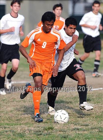 Thumbnail 2 in Poly @ Rio Hondo Prep photogallery.