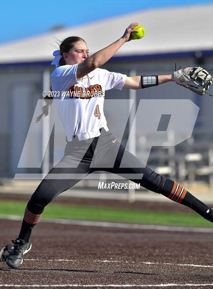 Thumbnail 3 in Gilmer vs. Rusk (Ladycat Classic) photogallery.