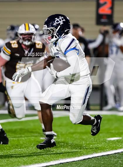 Thumbnail 2 in Valley Christian @ Saint Francis photogallery.